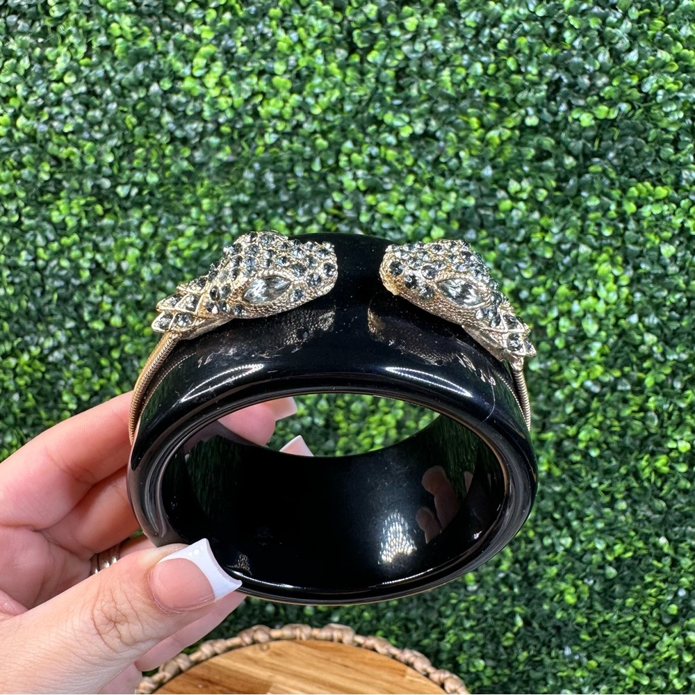 Vintage‎ Gold double snake head on black risen Bangle